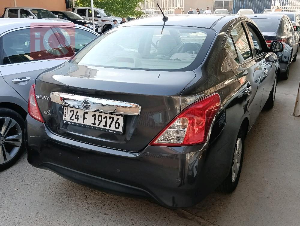 نیسان سەنی